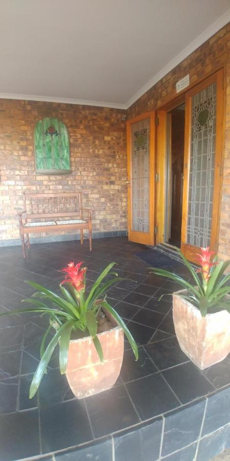 Grace Place Bnb Pretoria Bed & Breakfast Dış mekan fotoğraf
